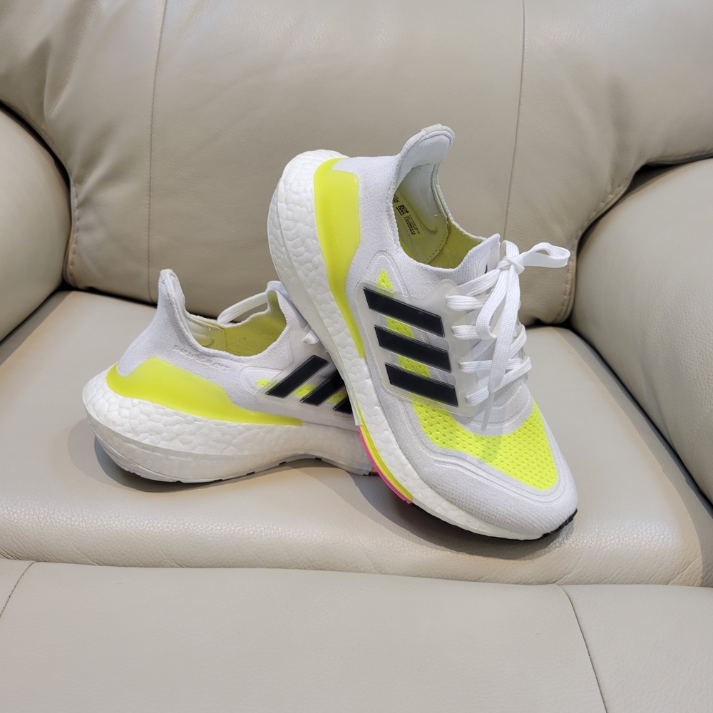 Adidas Ultraboost White and Yellow Shoes